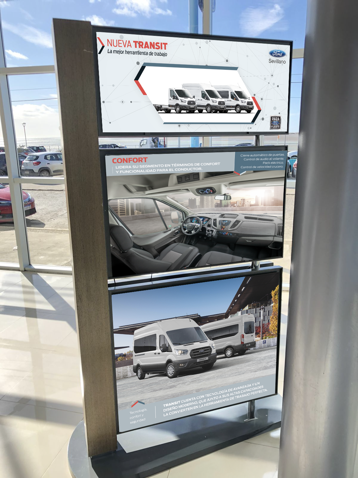 Fotos mockup totem informativo de Ford Transit para Ford Sevillano